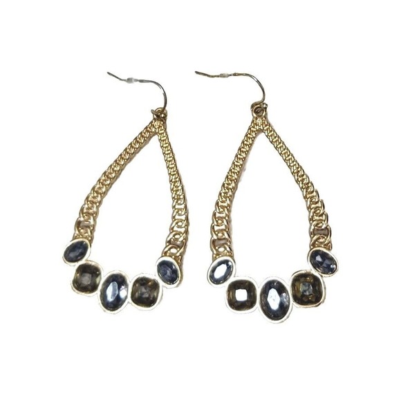 Vintage inspired Teardrop dangle Pierced Earrings gold tone filigree Rhinestones - Picture 4 of 10